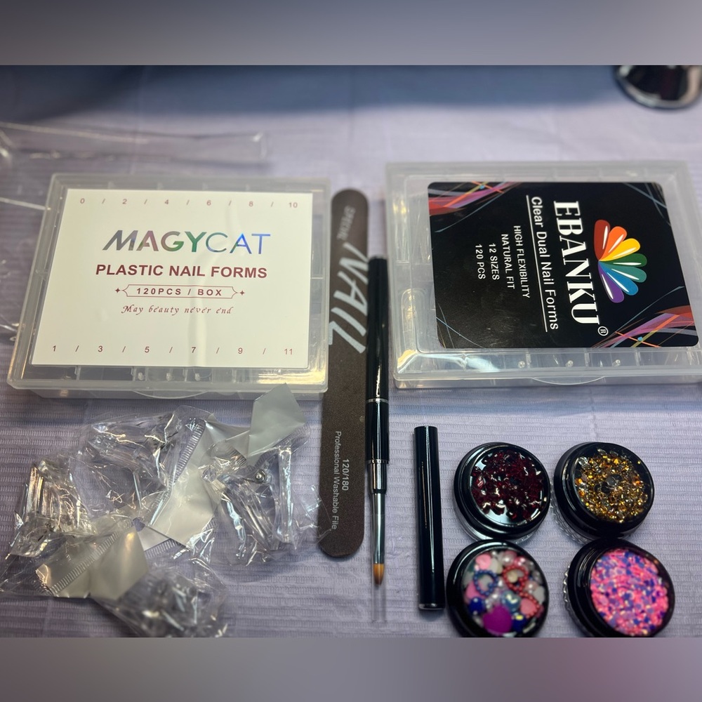 Nail Art Kit with Charms and Nail File